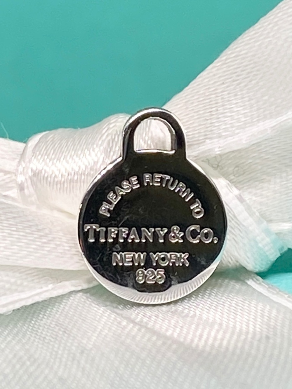 Tiffany & Co. Silver 'Please Return To' Round Tag Pendant